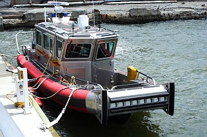 2015-06-nyc-fdny-boat-mjl-22