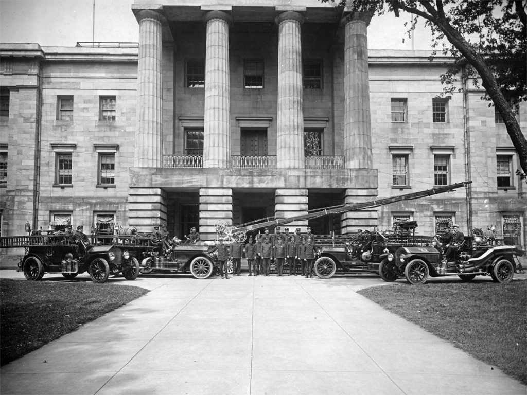 1920s-apparatus-at-capitol-1